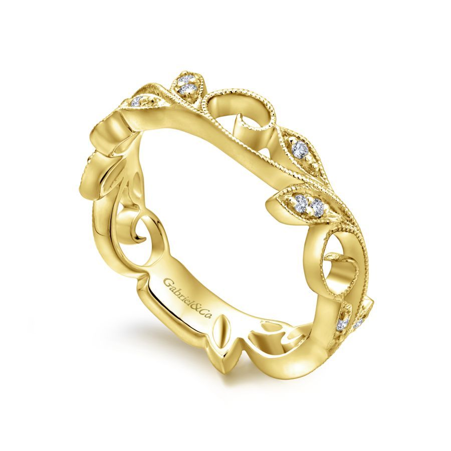 Diamond Vine and Leaf Ring in Yellow Gold