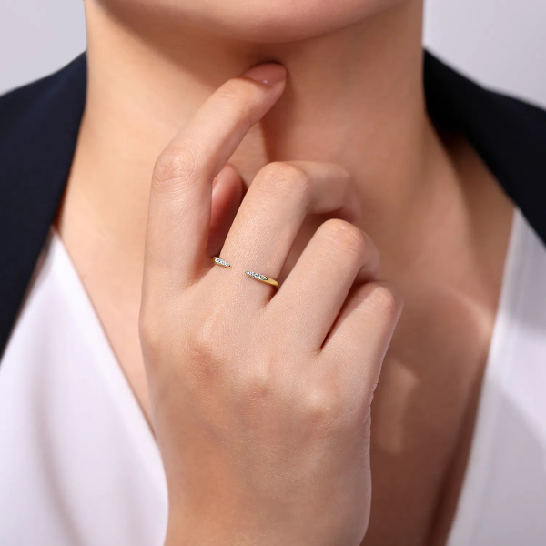 14K Yellow Gold Diamond Stackable Ring 0.05ct