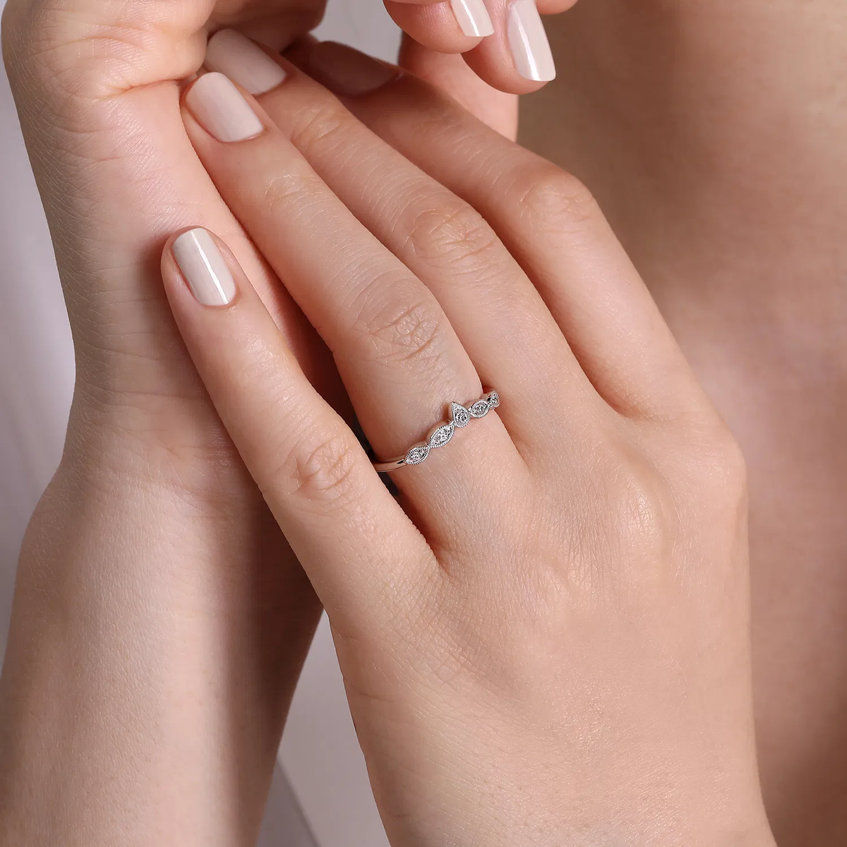 Diamond Tiara Contour Wedding Band with Milgrain Trim