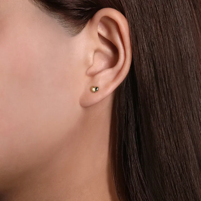 Dainty 14k Yellow Gold Heart Stud Earrings