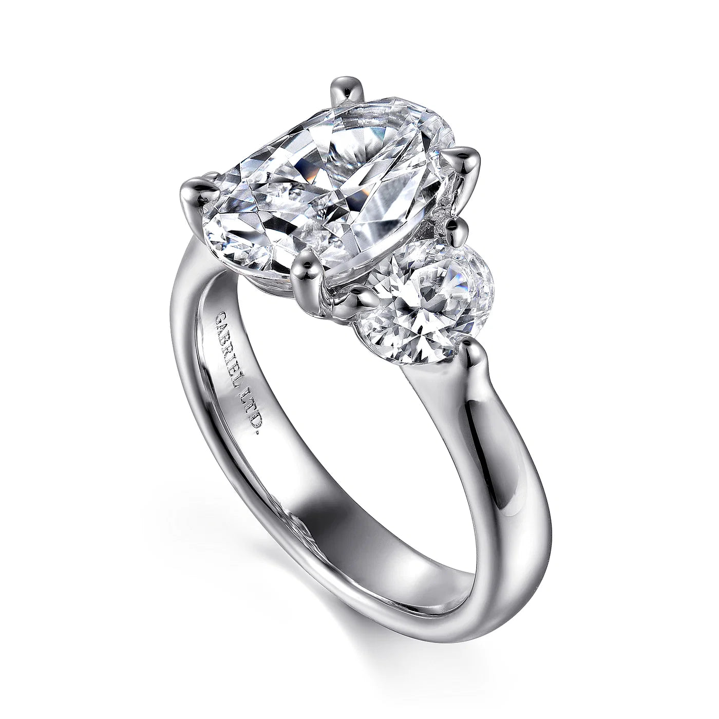 Laynie Oval 3-Stone Diamond Engagement Ring Setting in 18k Gold