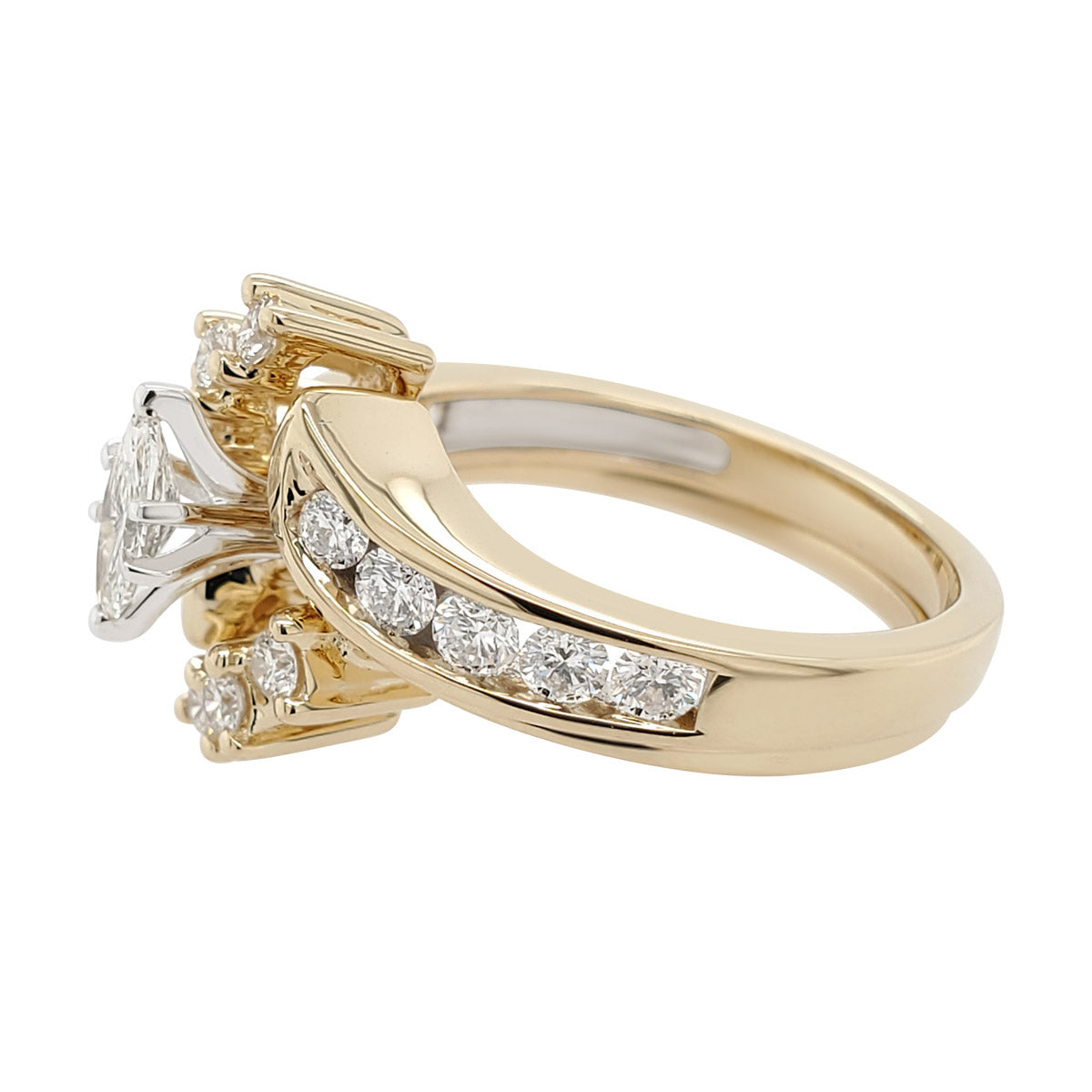 Marquise Shaped Engagement Ring Set in Yellow Gold 1.00 ctw