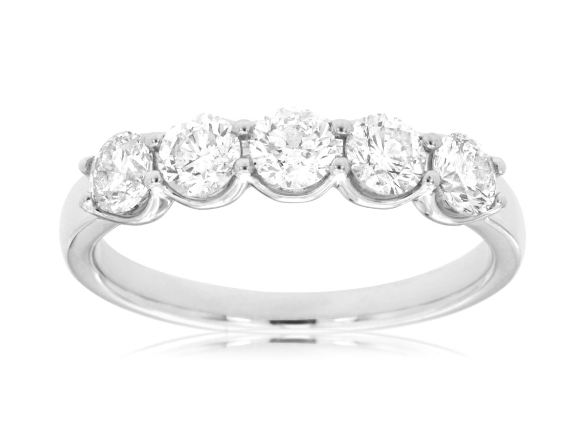 Round Diamond Shared Prong Wedding Band in 14k White Gold, 1.0cttw